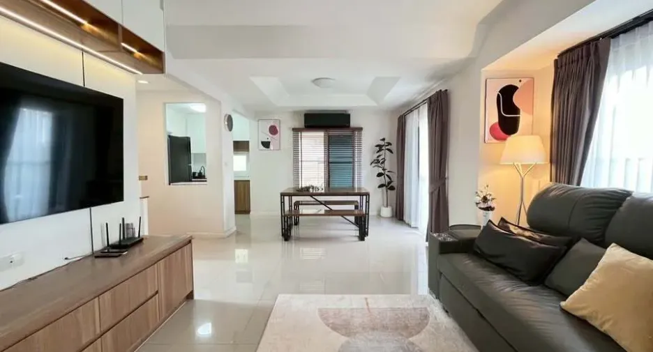 For rent 3 bedrooms house in Bang Phli, Samut Prakan