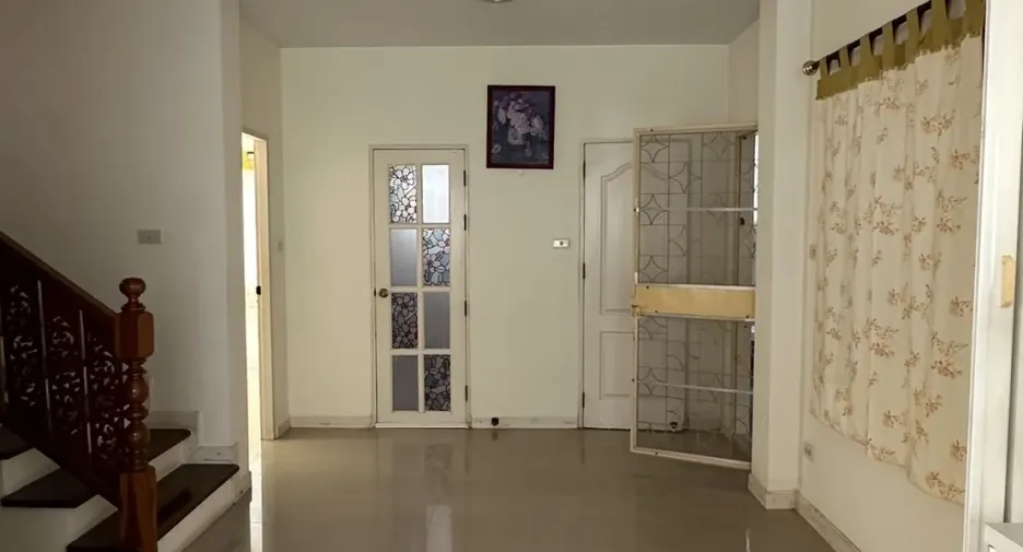 Casa en venta de 4 habitaciones en San Sai, Chiang Mai
