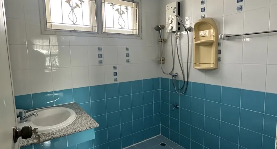 Casa en venta de 4 habitaciones en San Sai, Chiang Mai