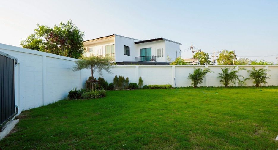 For sale 3 bedrooms house in Bang Lamung, Chonburi