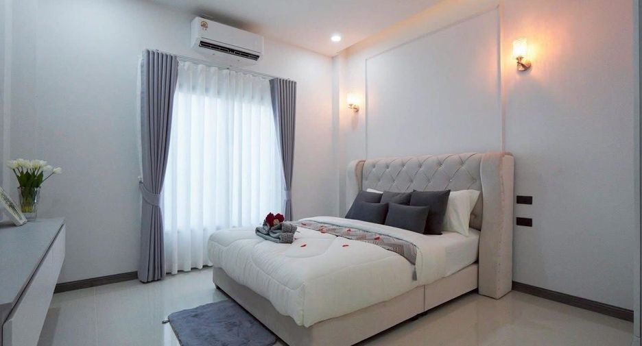 For sale 3 bedrooms house in Bang Lamung, Chonburi