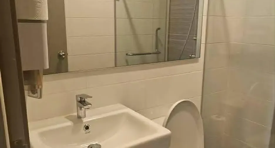 For sale and for rent 1 bed condo in Watthana, Bangkok