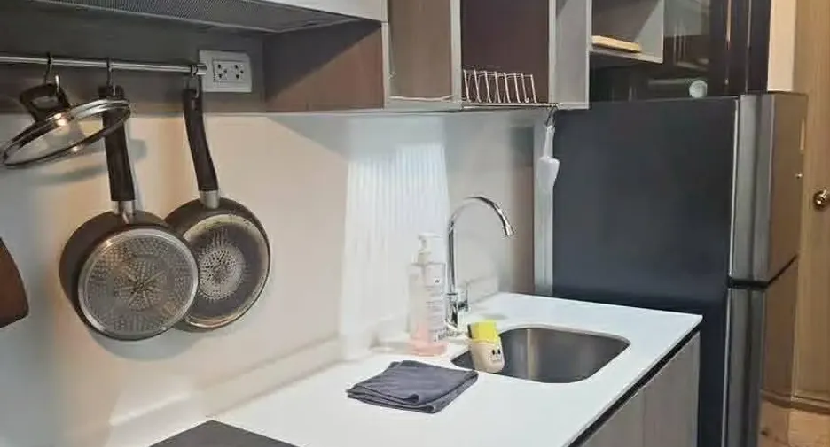For sale and for rent 1 bed condo in Watthana, Bangkok