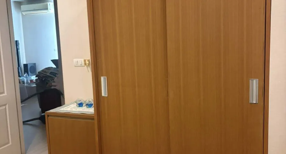 For rent 2 bedrooms condo in Khlong San, Bangkok