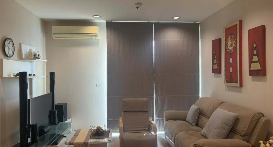For rent 2 bedrooms condo in Khlong San, Bangkok