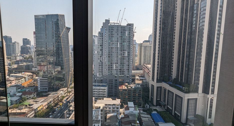 For rent 1 bed condo in Ratchathewi, Bangkok