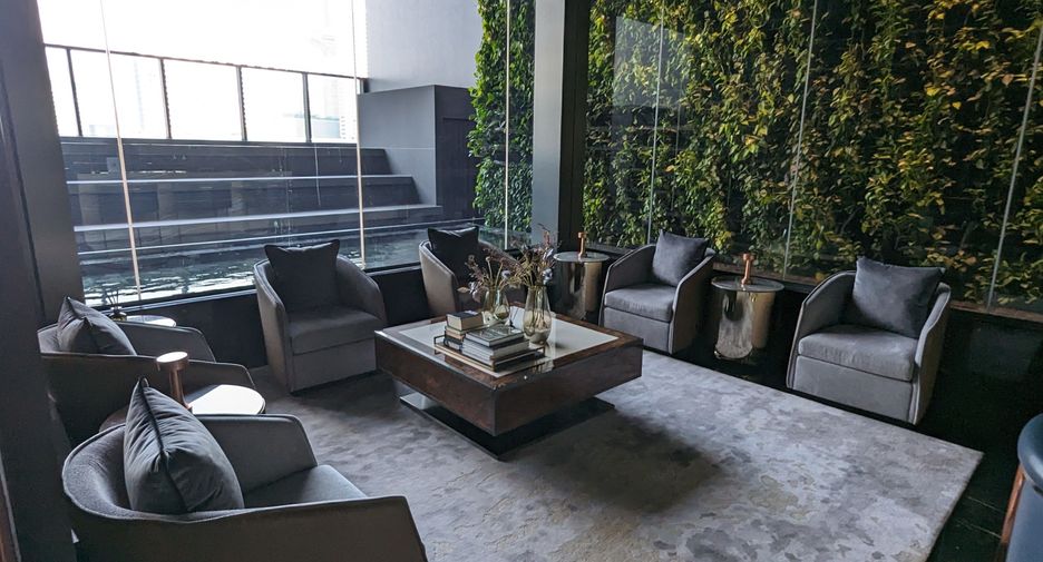For rent 1 bed condo in Ratchathewi, Bangkok