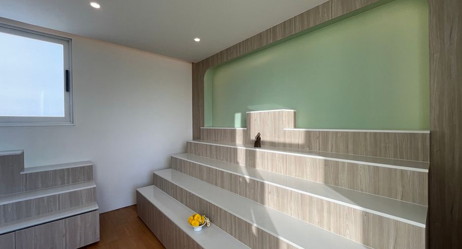 Casa adosada en venta de 3 habitaciones en Watthana, Bangkok