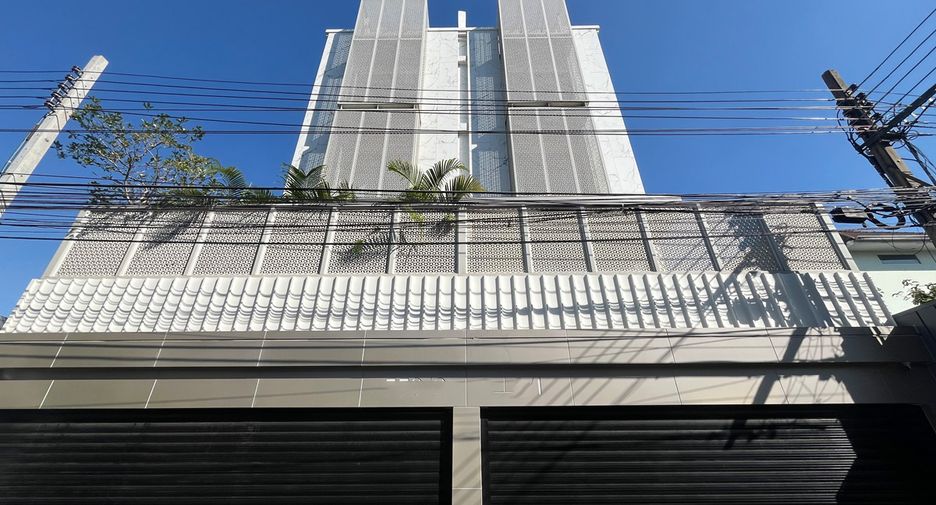 Casa adosada en venta de 3 habitaciones en Watthana, Bangkok