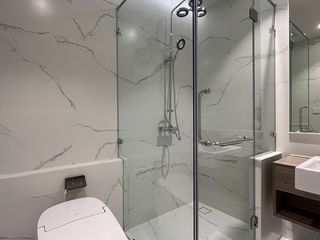 Casa adosada en venta de 3 habitaciones en Watthana, Bangkok