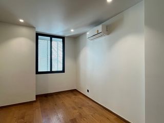 Casa adosada en venta de 3 habitaciones en Watthana, Bangkok
