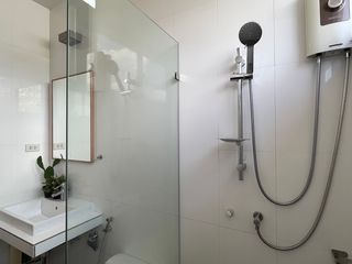 Casa adosada en venta de 3 habitaciones en Watthana, Bangkok