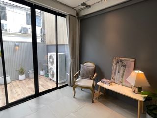 Casa adosada en venta de 3 habitaciones en Watthana, Bangkok