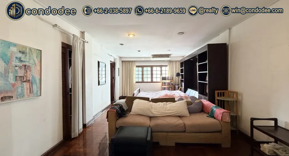 Casa adosada en venta de 4 habitaciones en Watthana, Bangkok