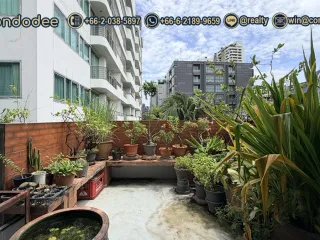 Casa adosada en venta de 4 habitaciones en Watthana, Bangkok