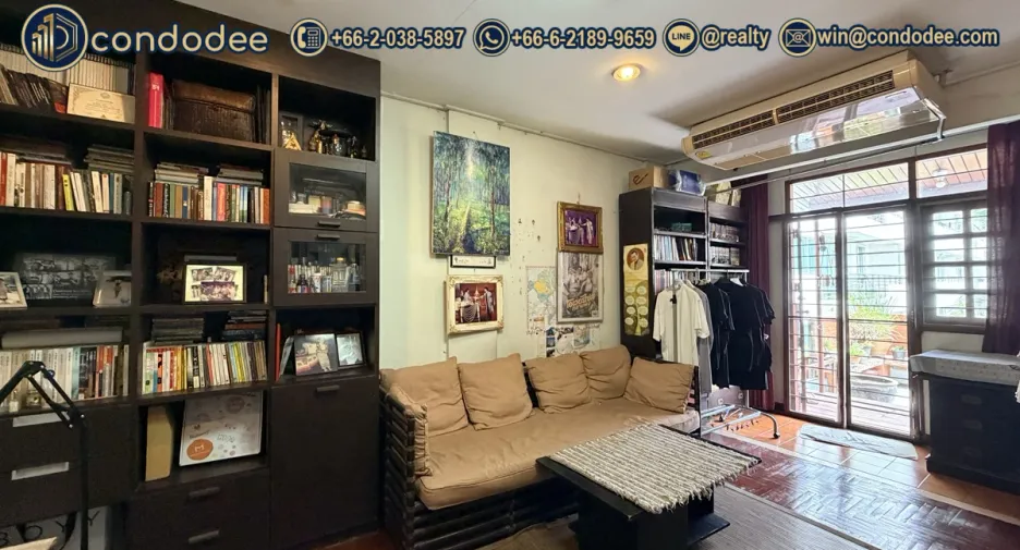 Casa adosada en venta de 4 habitaciones en Watthana, Bangkok