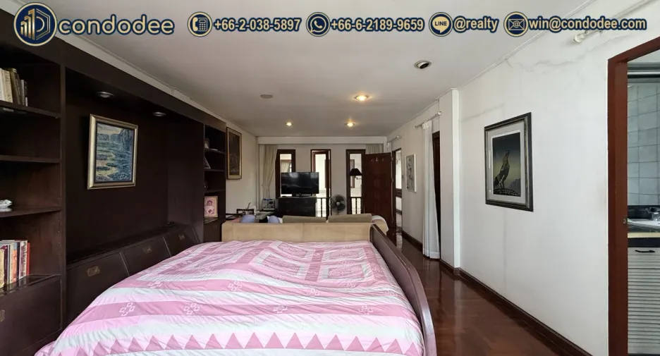 Casa adosada en venta de 4 habitaciones en Watthana, Bangkok