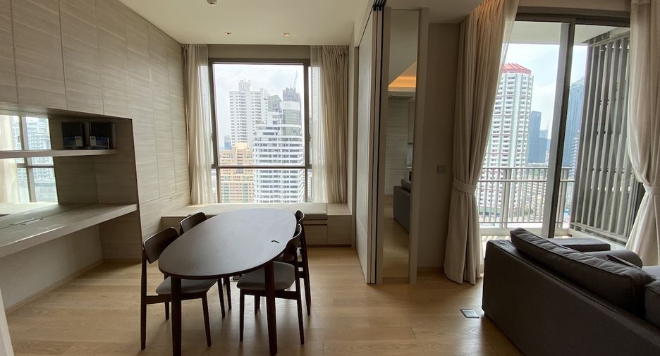 For sale 2 bedrooms condo in Watthana, Bangkok