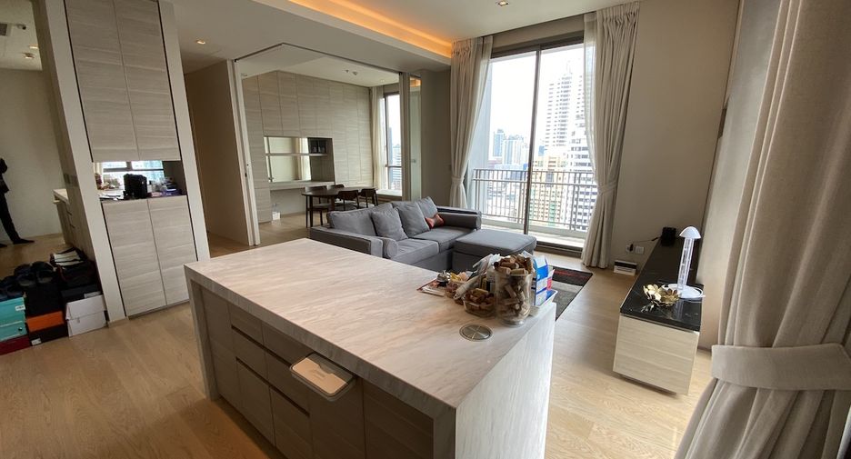 For sale 2 bedrooms condo in Watthana, Bangkok