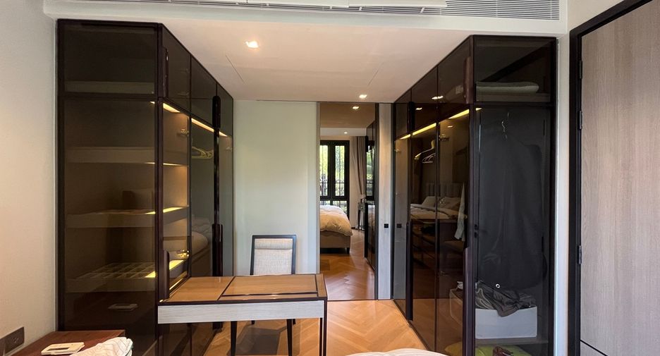 For sale 1 bed condo in Watthana, Bangkok