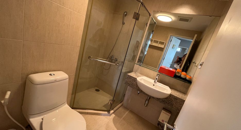 À vendre 2 chambres condo à Watthana, Bangkok