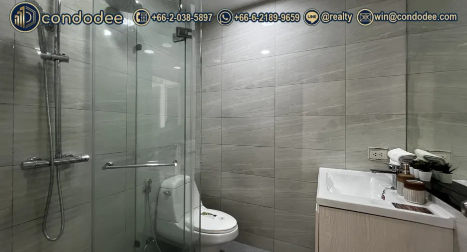 For sale 2 bedrooms condo in Watthana, Bangkok