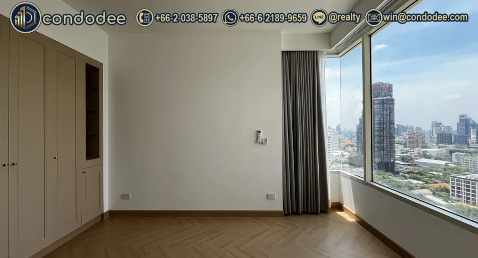 For sale 2 bedrooms condo in Watthana, Bangkok