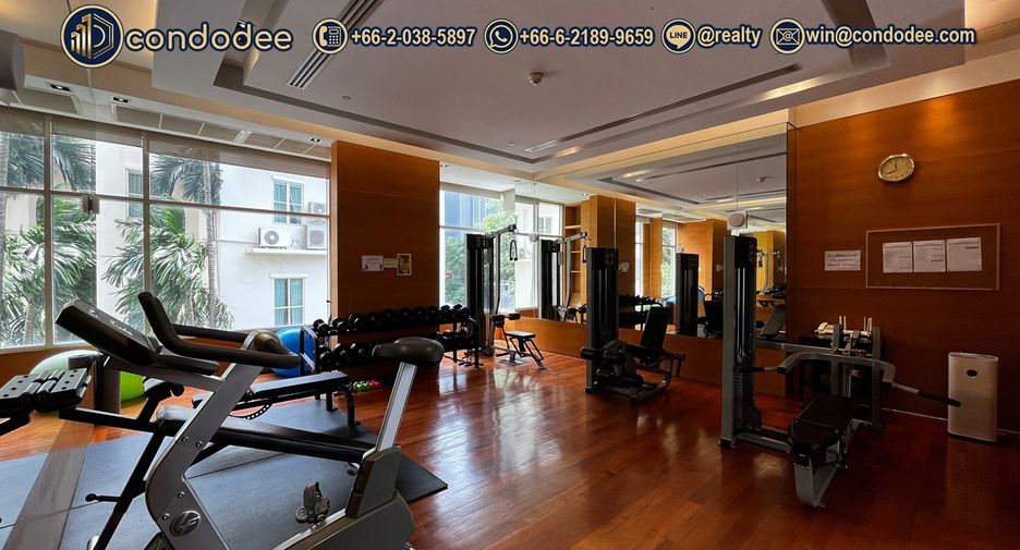 For sale 2 bedrooms condo in Watthana, Bangkok