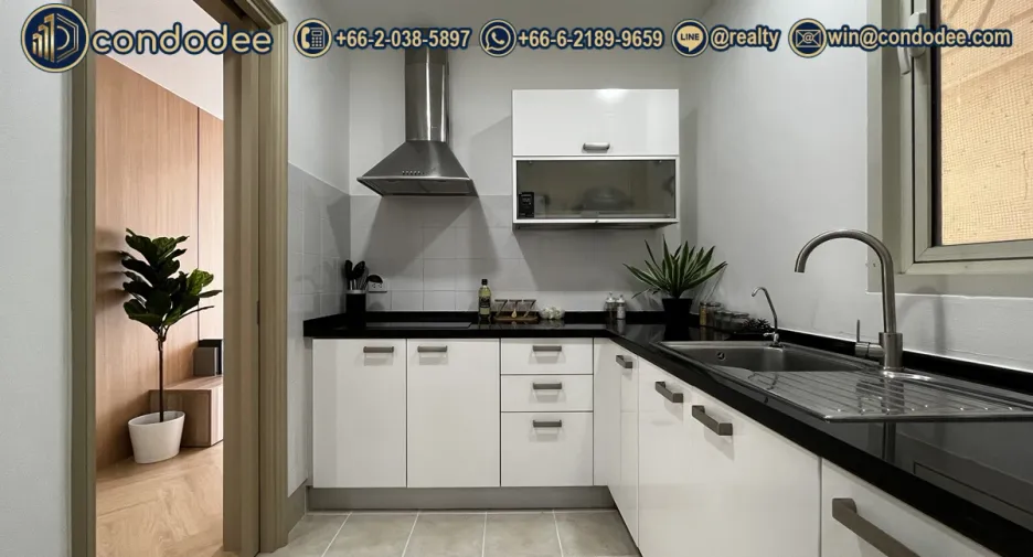 For sale 2 bedrooms condo in Watthana, Bangkok