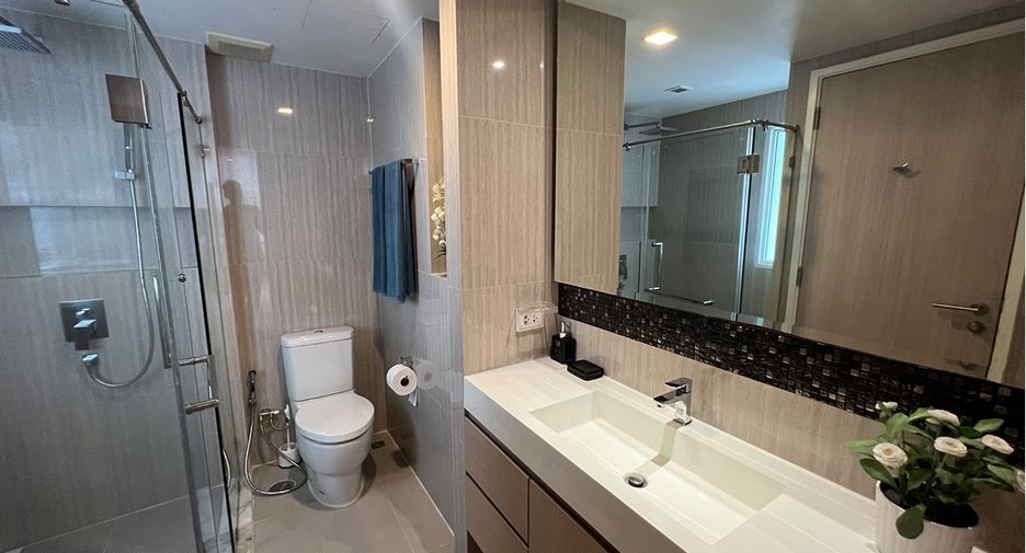 For sale 1 bed condo in Watthana, Bangkok
