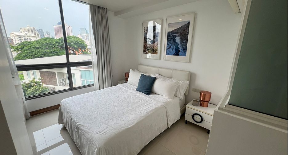 For sale 1 bed condo in Watthana, Bangkok