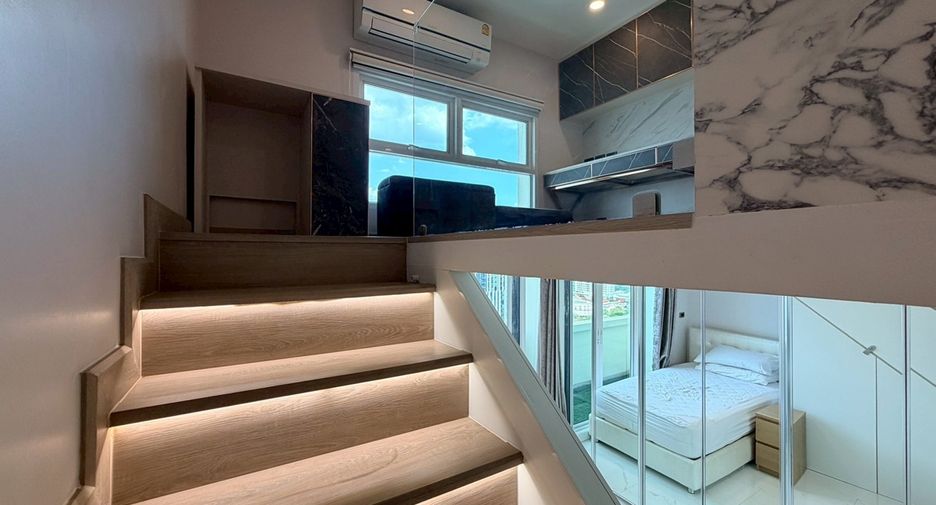 Condo en venta de 4 habitaciones en Watthana, Bangkok