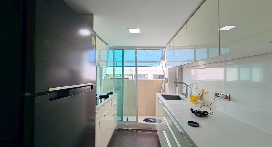Condo en venta de 4 habitaciones en Watthana, Bangkok
