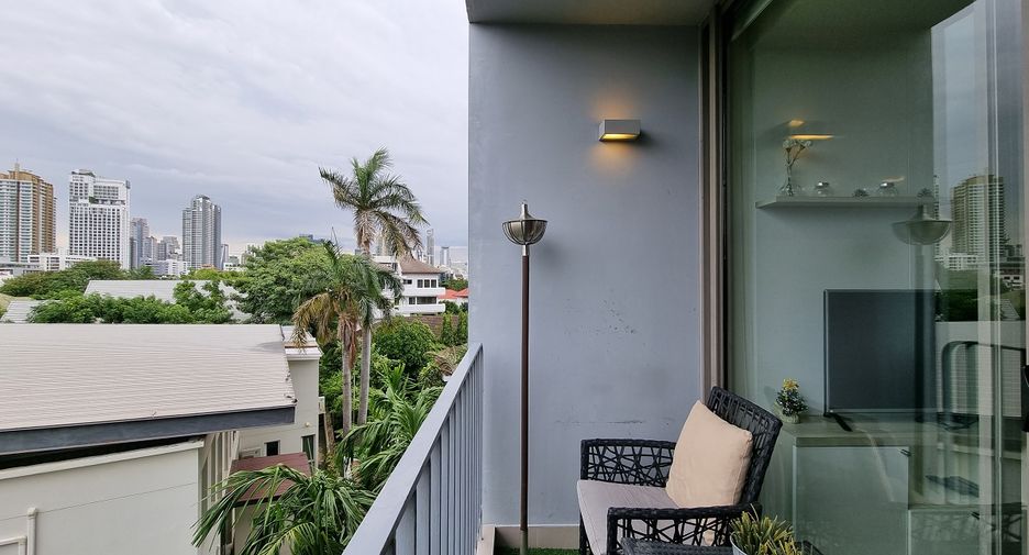 For sale 1 bed condo in Watthana, Bangkok