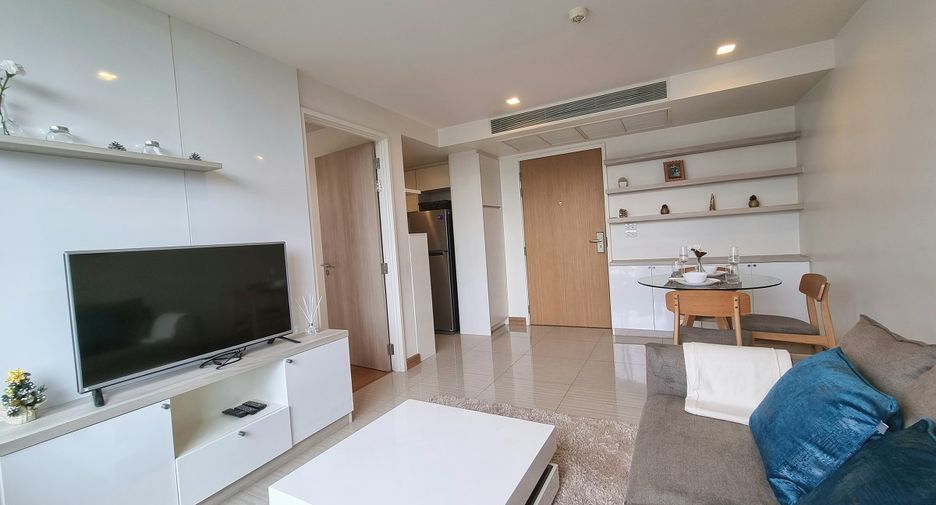 For sale 1 bed condo in Watthana, Bangkok