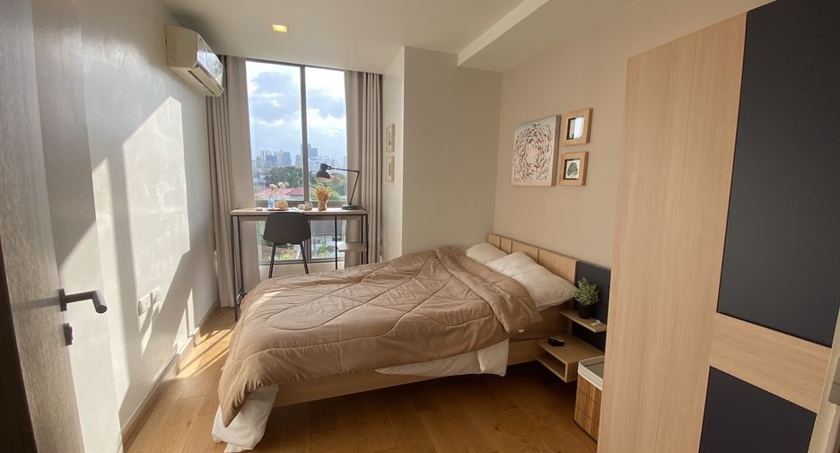 For sale 2 bedrooms condo in Watthana, Bangkok