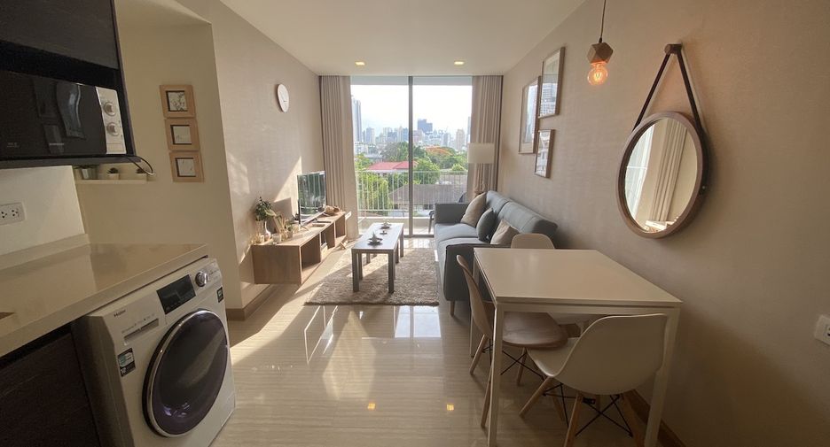 For sale 2 bedrooms condo in Watthana, Bangkok