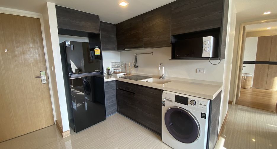 For sale 2 bedrooms condo in Watthana, Bangkok