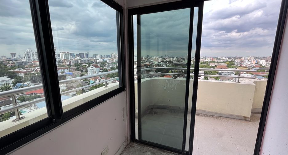 Condo en venta de 5 habitaciones en Watthana, Bangkok