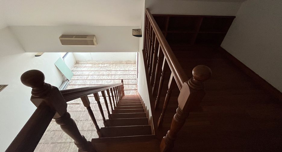 Condo en venta de 5 habitaciones en Watthana, Bangkok
