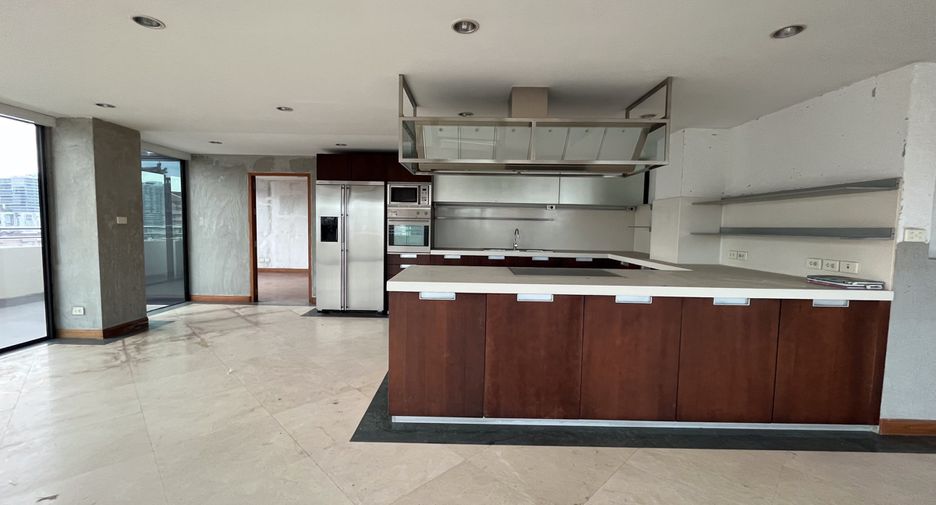 Condo en venta de 5 habitaciones en Watthana, Bangkok