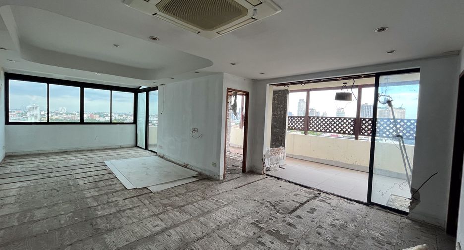 Condo en venta de 5 habitaciones en Watthana, Bangkok
