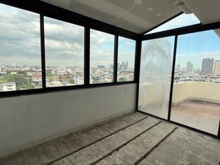 Condo en venta de 5 habitaciones en Watthana, Bangkok