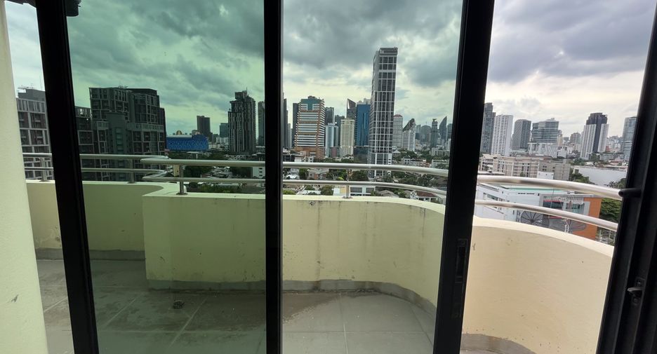 Condo en venta de 5 habitaciones en Watthana, Bangkok