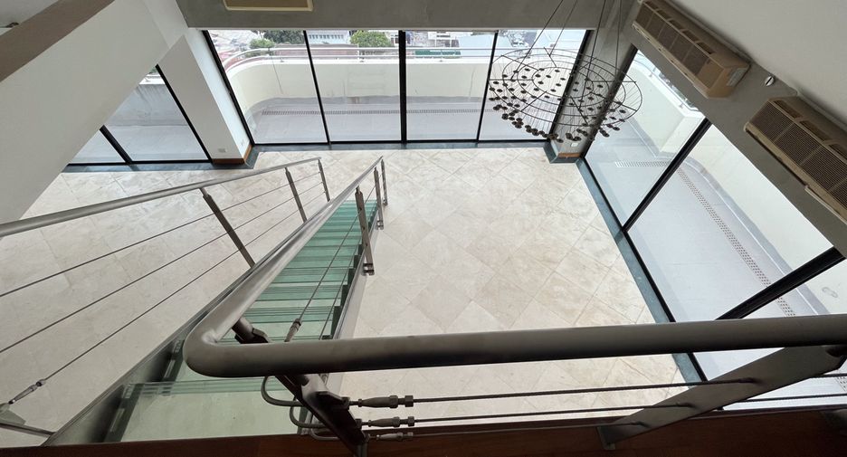 Condo en venta de 5 habitaciones en Watthana, Bangkok