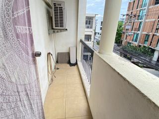 Condo en venta de 4 habitaciones en Watthana, Bangkok