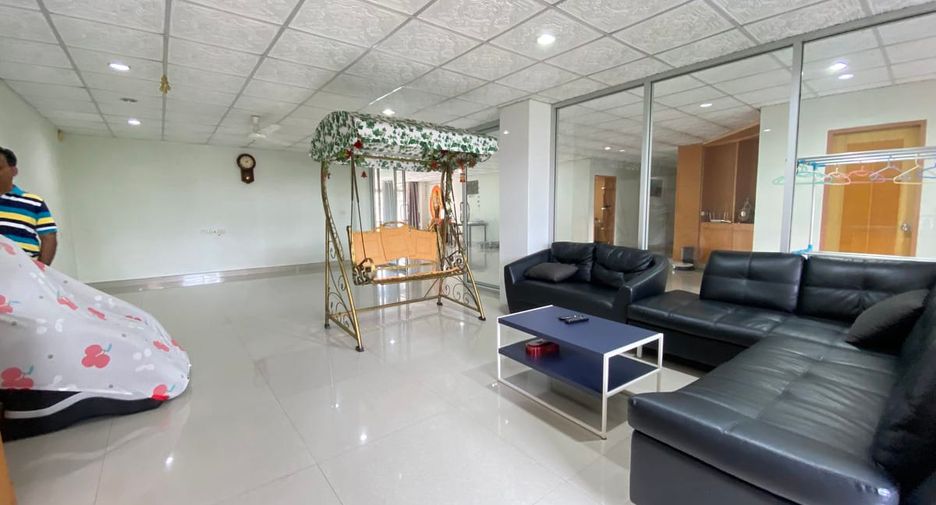 Condo en venta de 4 habitaciones en Watthana, Bangkok