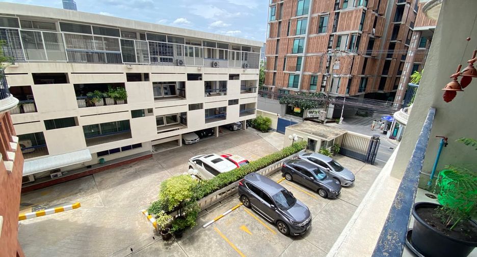 Condo en venta de 4 habitaciones en Watthana, Bangkok