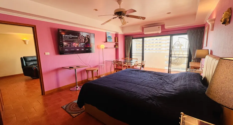 For sale 1 bed condo in South Pattaya, Pattaya
