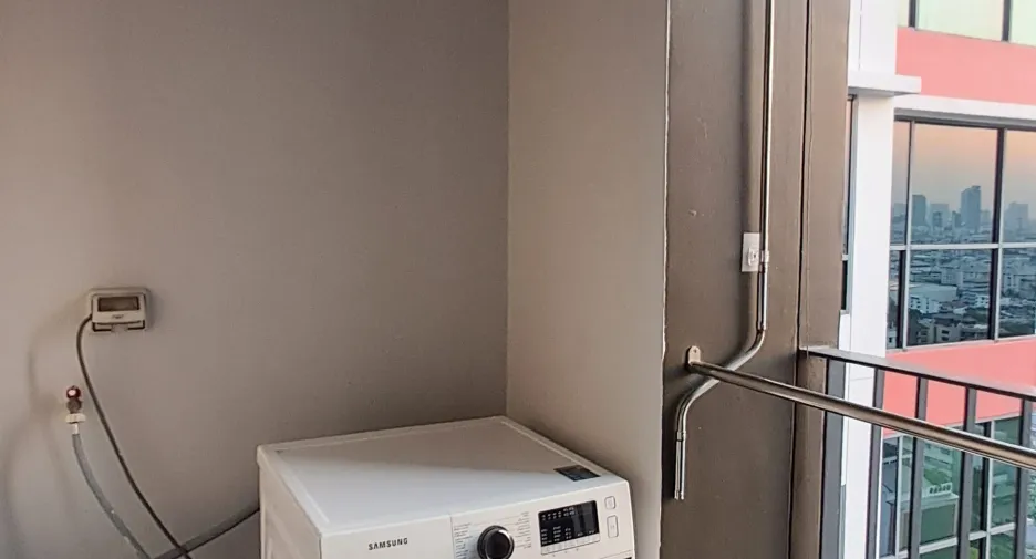 For rent 2 bedrooms condo in Yan Nawa, Bangkok